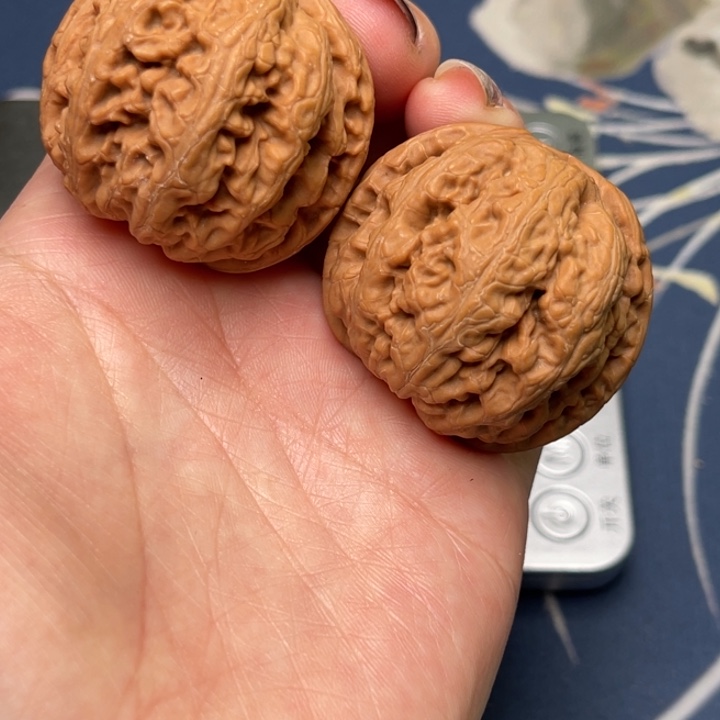 文玩核桃把件粗筋40