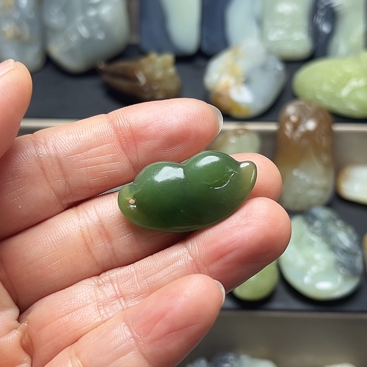 草***柿和田玉（糖玉）未镶嵌手链