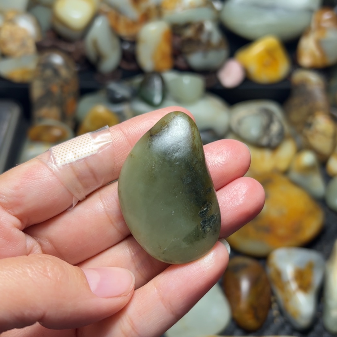 和田玉（青玉）82未镶嵌