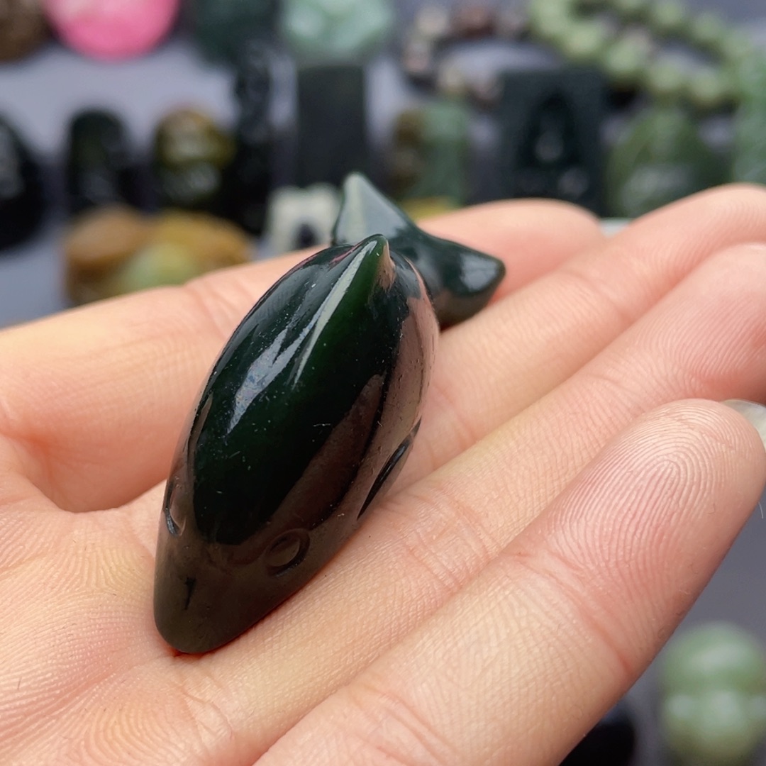 和田玉颈饰未镶嵌一*耳