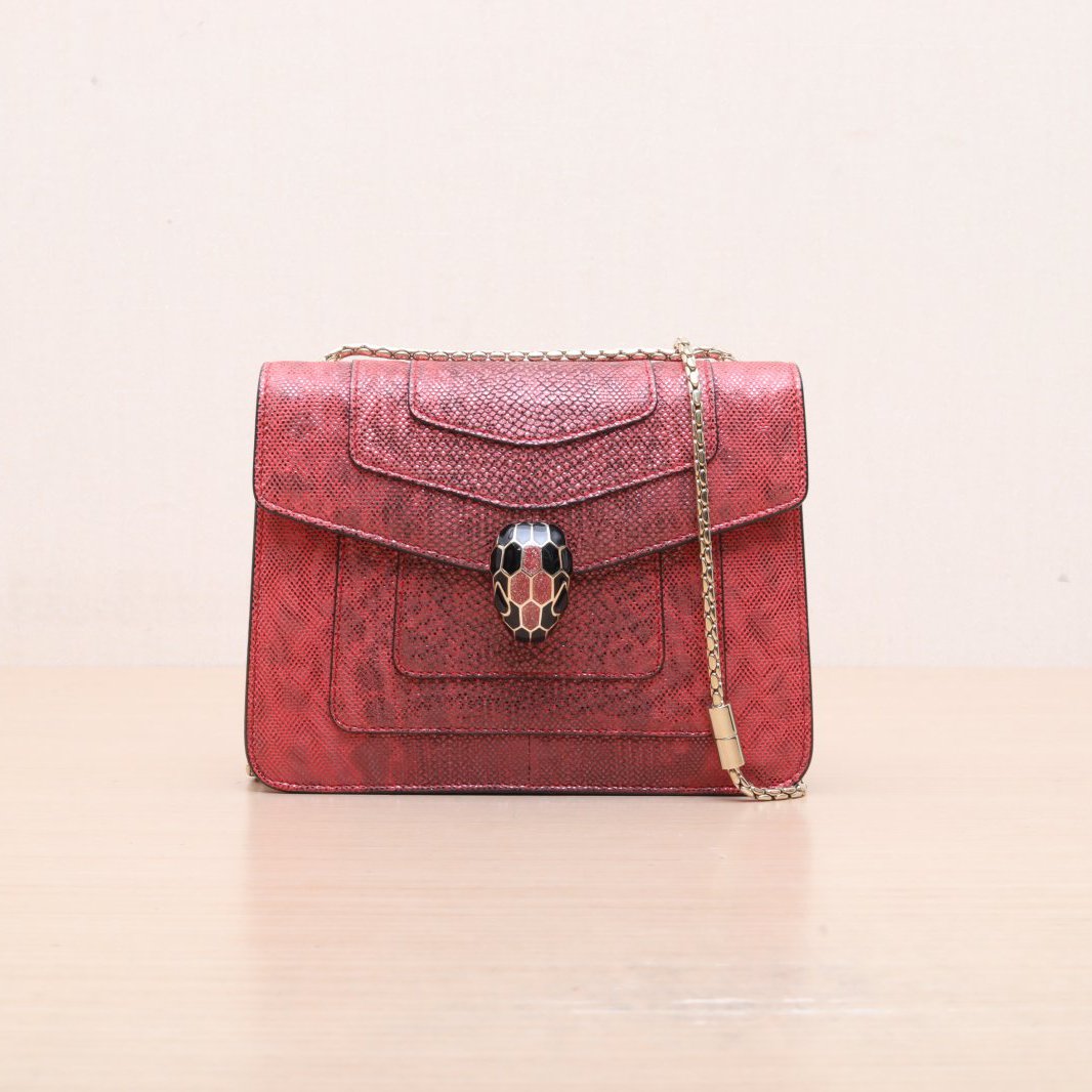 95新 BVLGARI/宝格丽 【娇】链条蛇头斜跨包 方版玫红 蛇皮 359497
