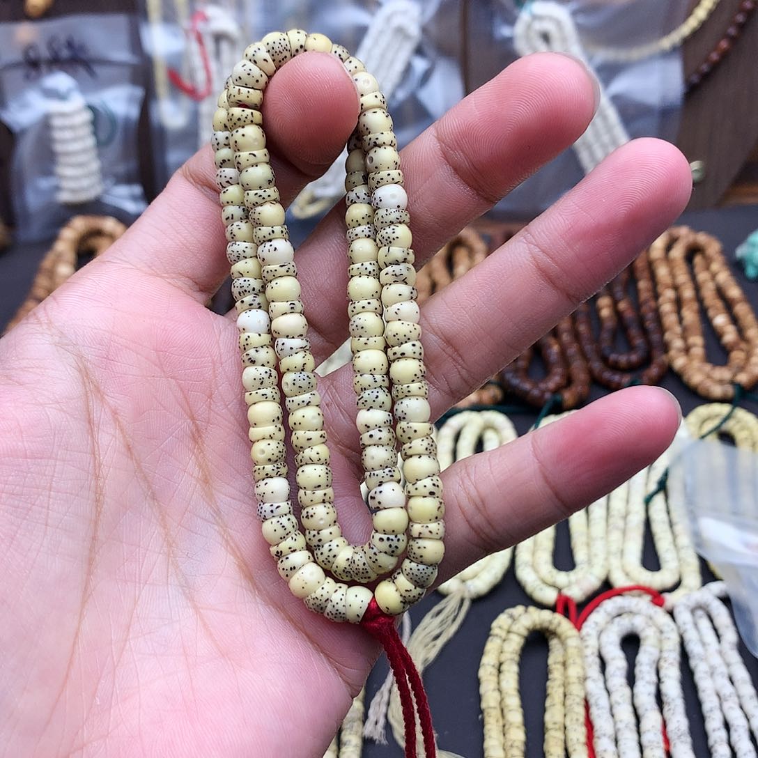 星月菩提吊坠卡六石玉料130颗