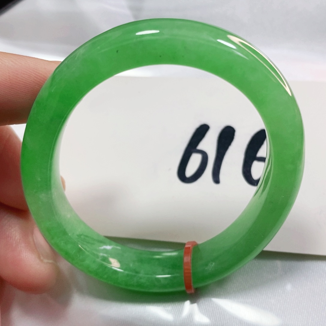 翡翠手镯未镶嵌50.5圈口贵妃