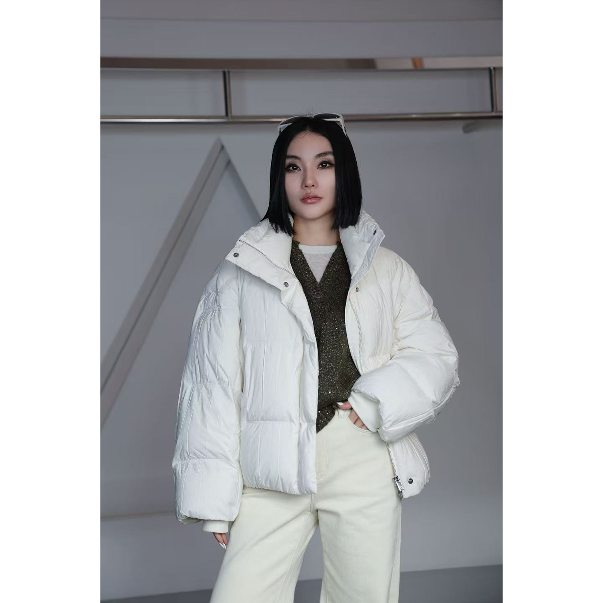 【妙妙精选】HUANGNAJI压褶时尚气质设计感面包鹅绒服6142