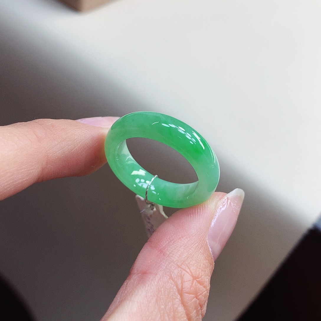 翡翠戒指未镶嵌18号