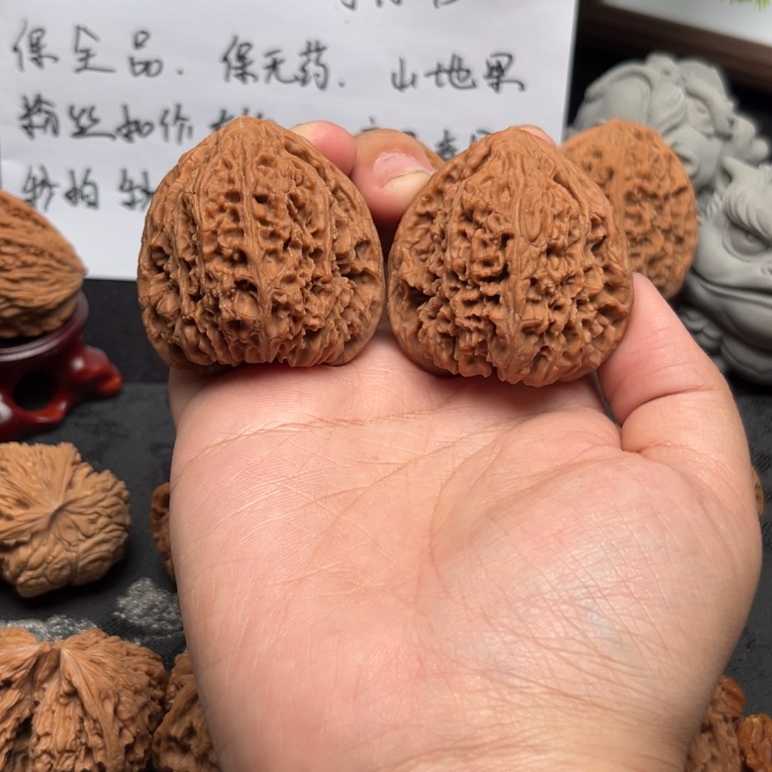 吊坠文玩核桃南疆