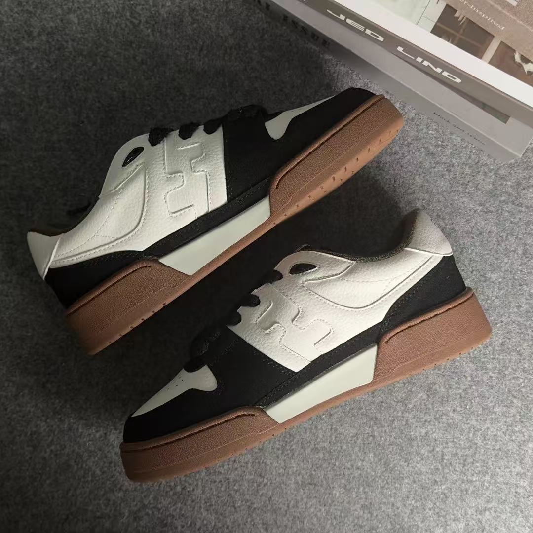 皮革 浮雕情侣板鞋男2025新款百搭 男女同款