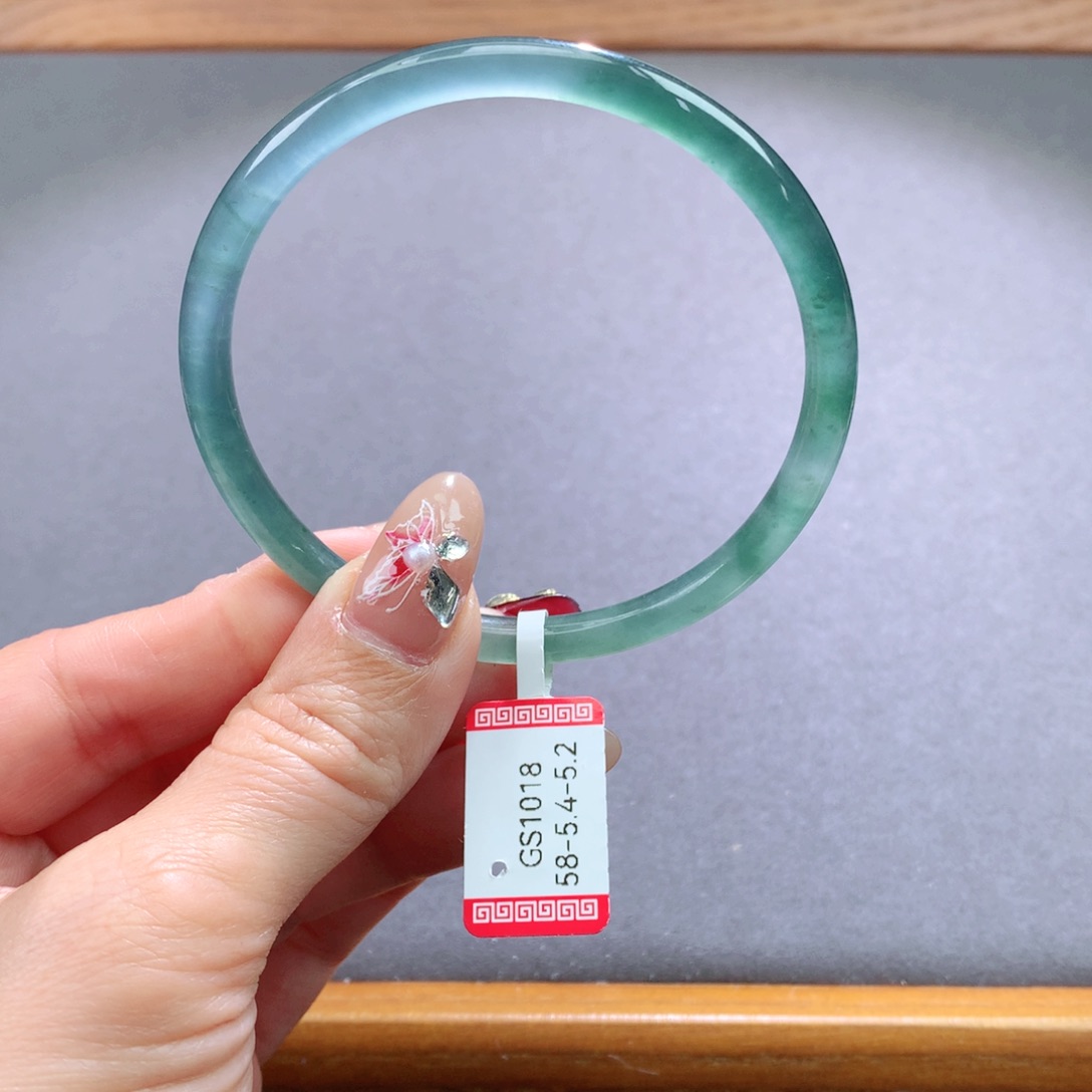 翡翠手镯未镶嵌天然翡翠手镯叮当镯