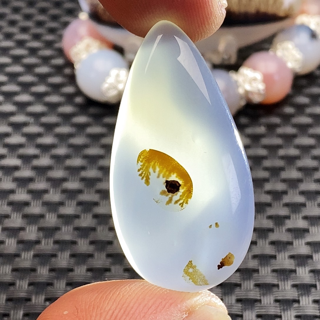 黑***哥玛瑙/玉髓未镶嵌吊坠(不含链)