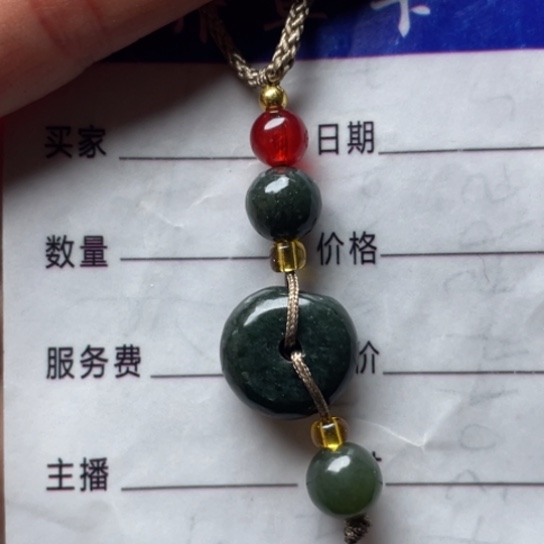 和田玉挂件未镶嵌周*生