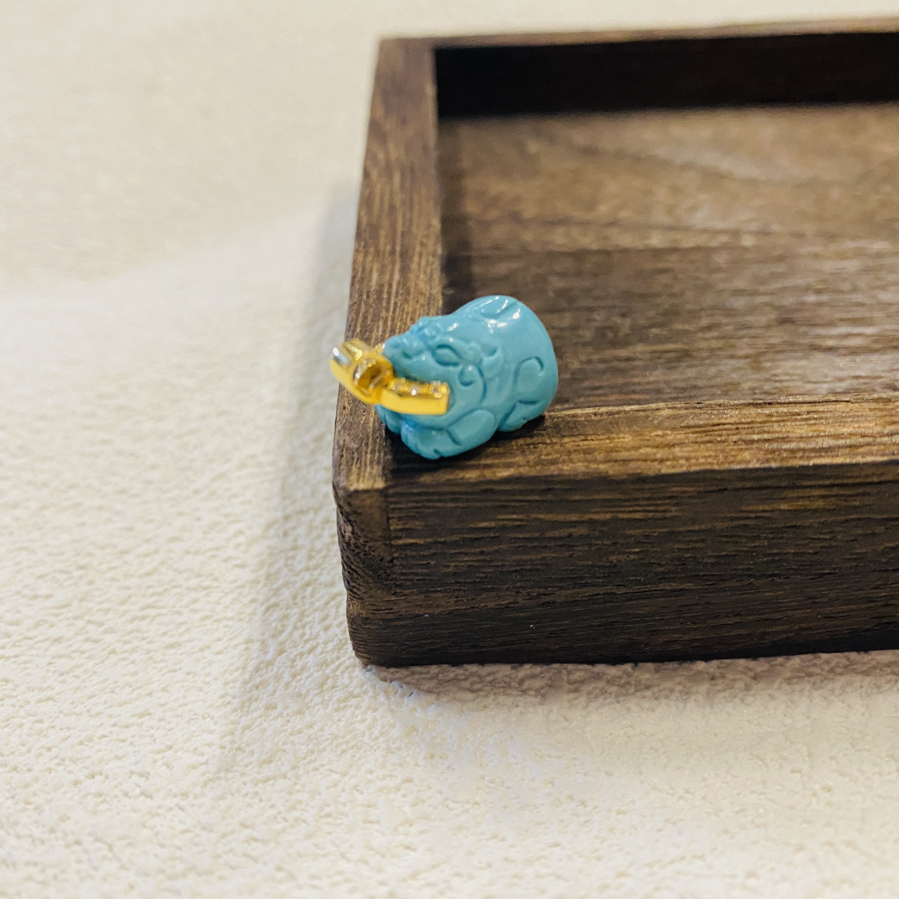 【V姐珠宝】FX12402 丫脚山原矿绿松石貔貅吊坠 18K金镶嵌