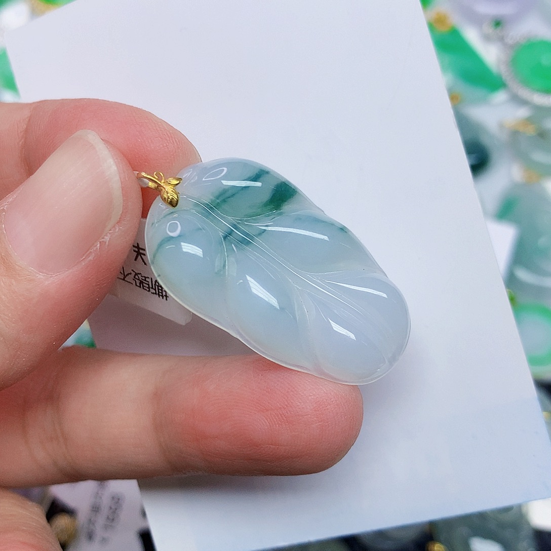 翡翠18K金镶嵌颈饰345788
