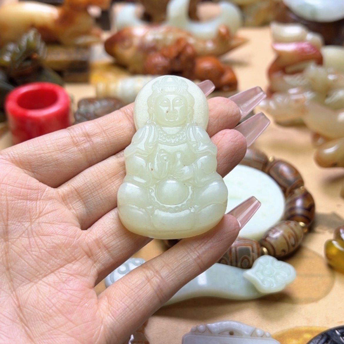 【闪购商品】蛇纹石玉颈饰未镶嵌