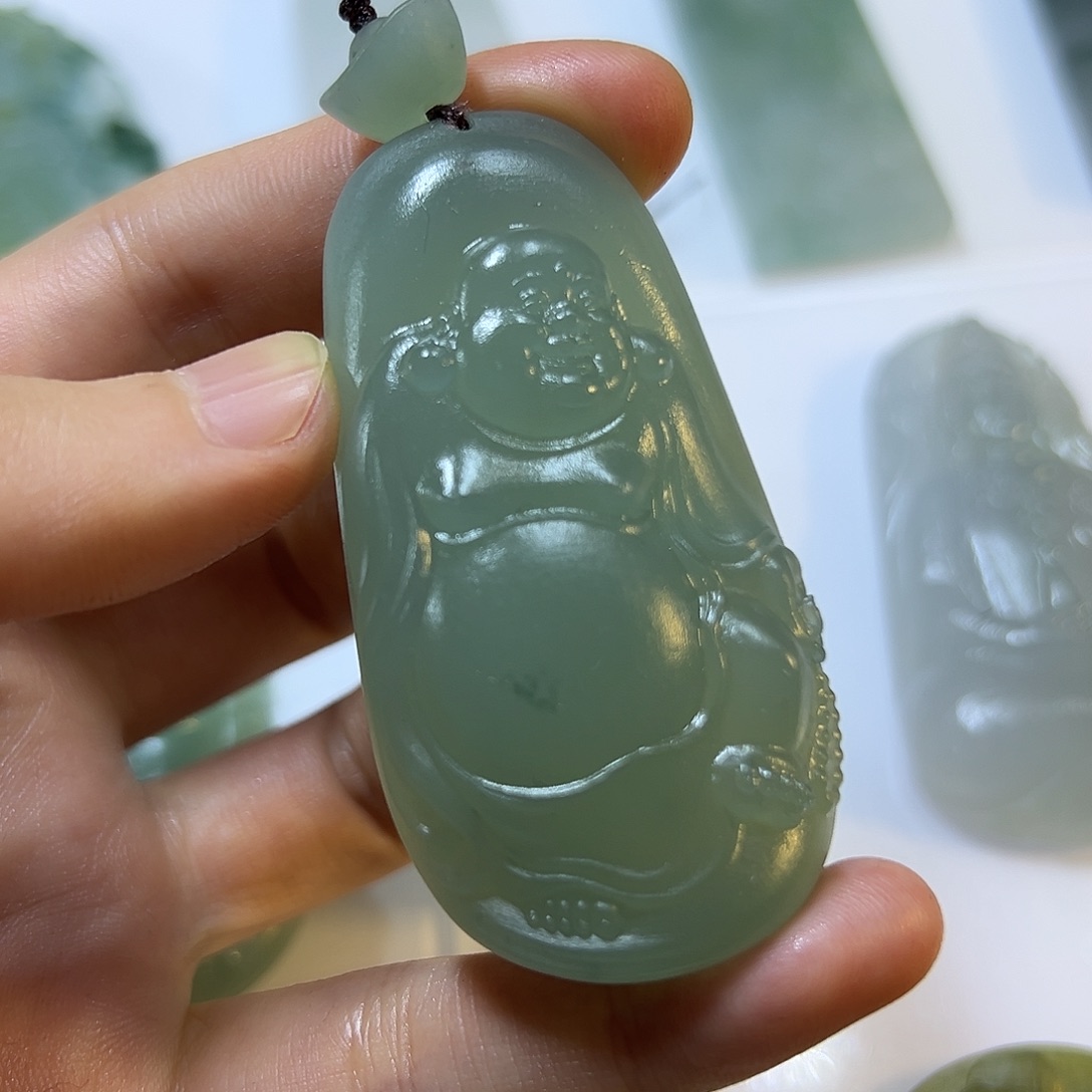 定制翡翠未镶嵌挂件