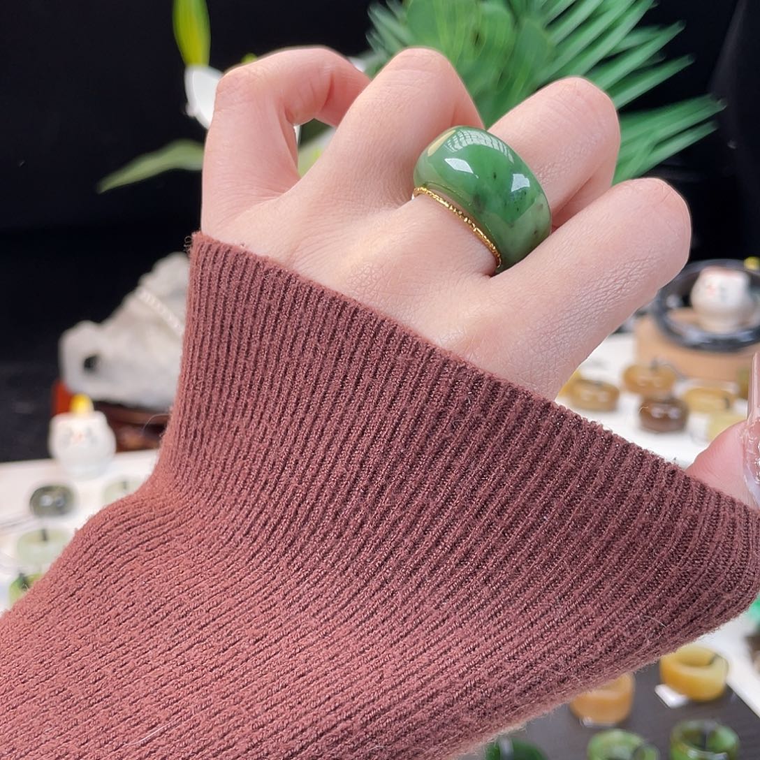 和田玉未镶嵌戒指E157碧玉馒头18.1