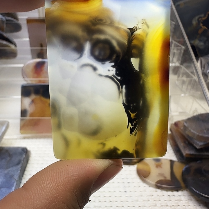 玛瑙/玉髓未镶嵌珠宝奇石