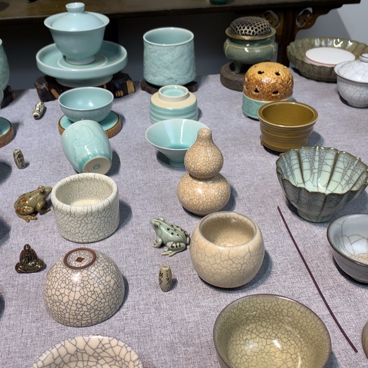 诗***沅龙泉青瓷手工制作