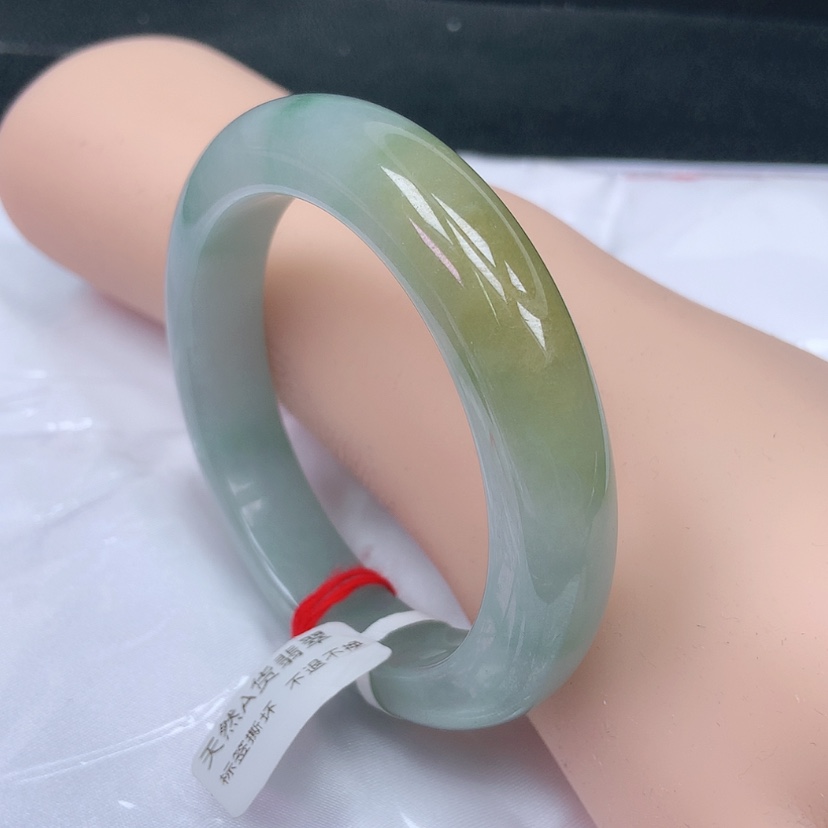 【闪购商品】翡翠手镯未镶嵌，