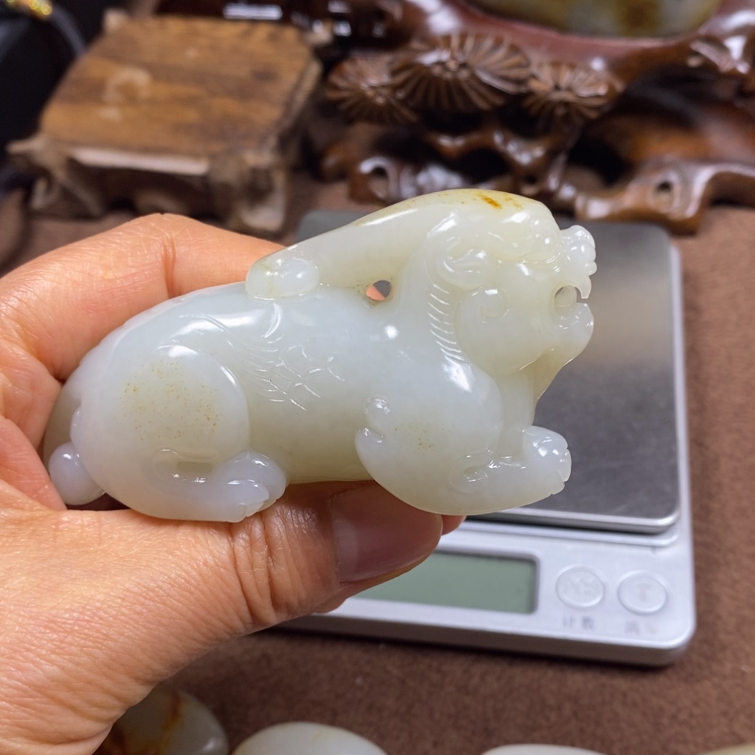 我***人和田玉未镶嵌把件