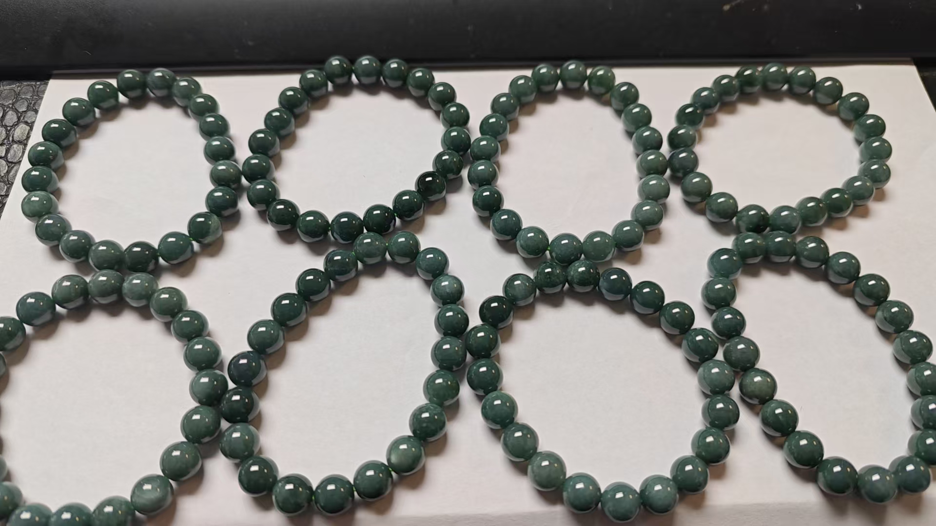 翡翠手串9.6mm左右多样性发其一C-698