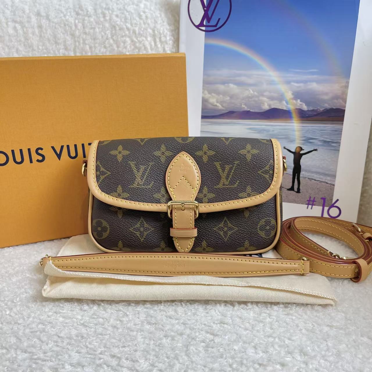 99新 LouisVuitton/路易威登 法棍Nano/72735842/12期/代卖服务
