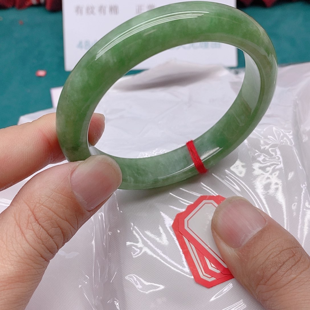 翡翠手镯未镶嵌羊*599999999