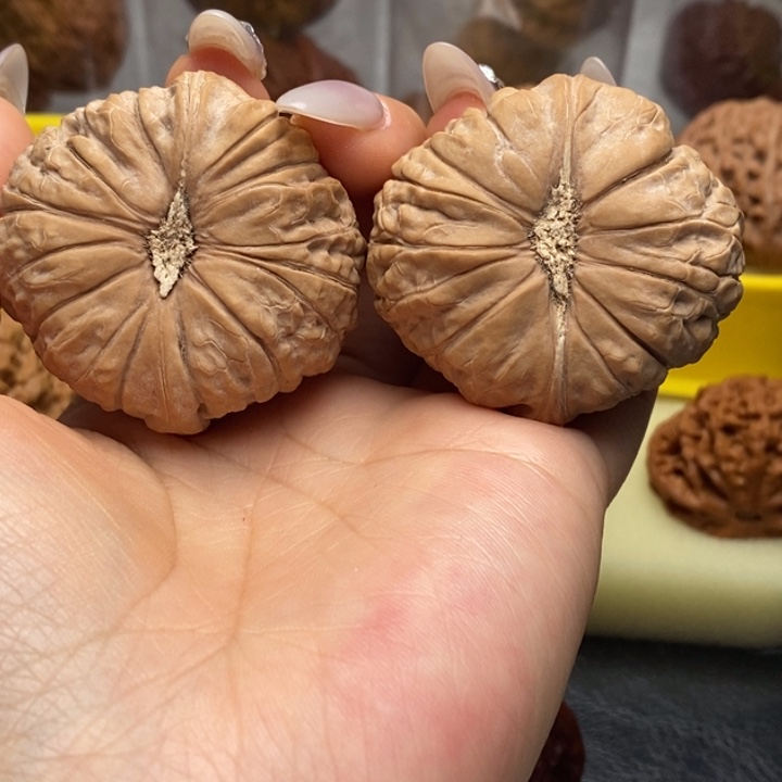 文玩核桃吊坠～***√全品45尺南瓜