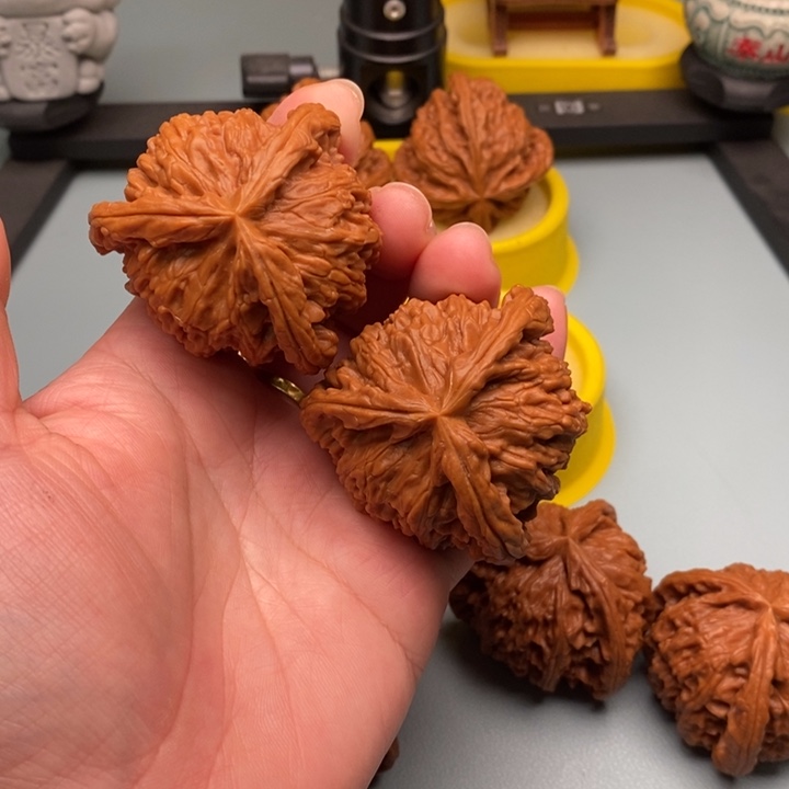 阿***繁文玩核桃吊坠45尺寸白狮子微修