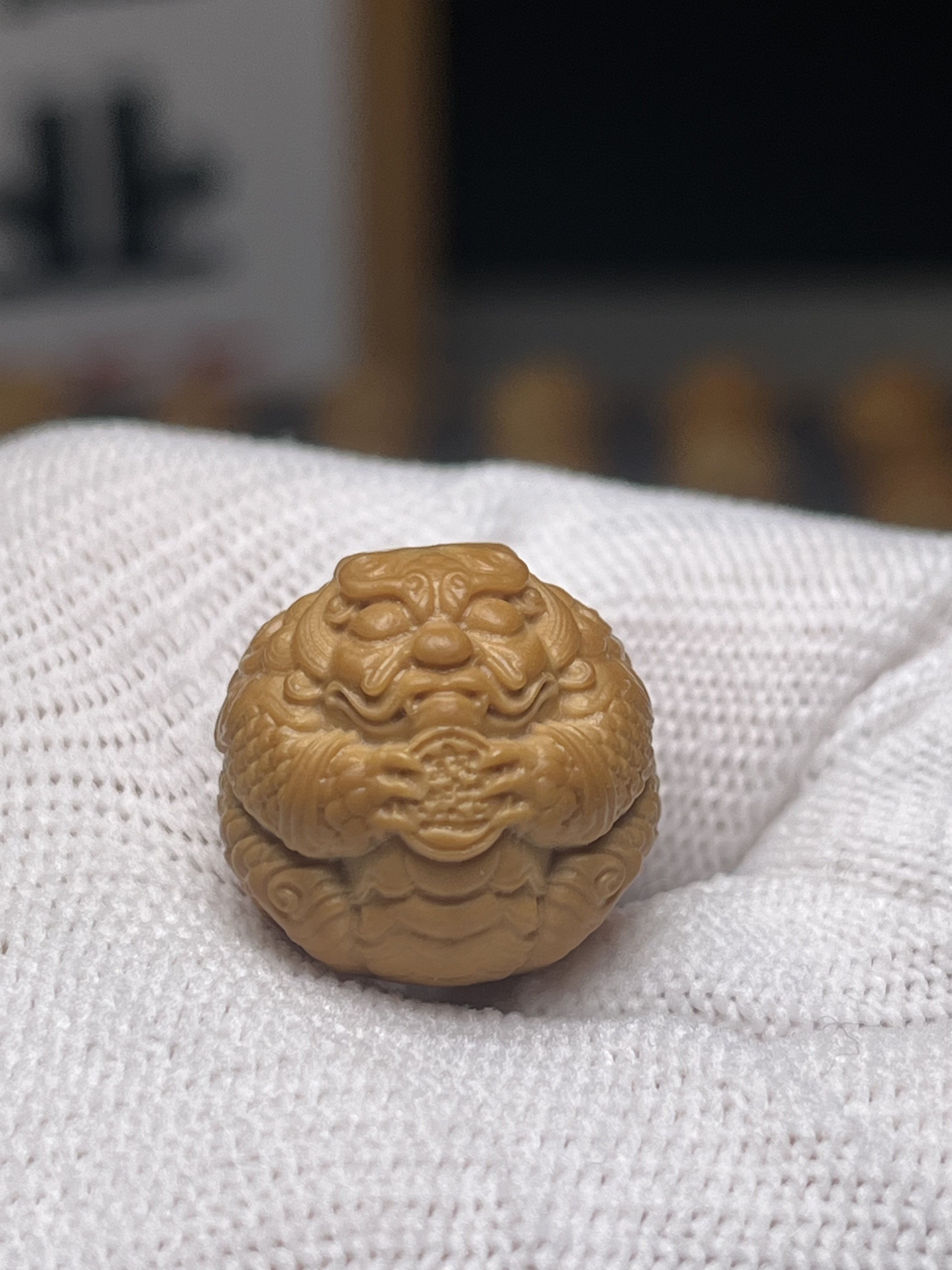 18左右龙宝宝猴头核桃（全品有正常封口线）