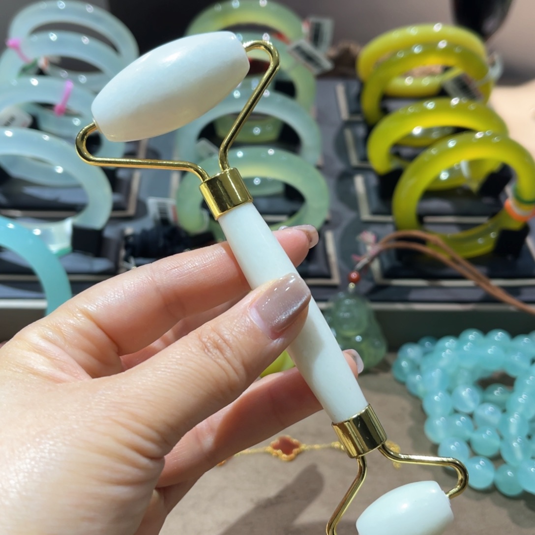 岫玉手镯未镶嵌手镯