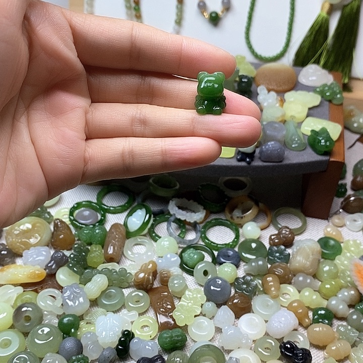 未镶嵌和田玉挂件