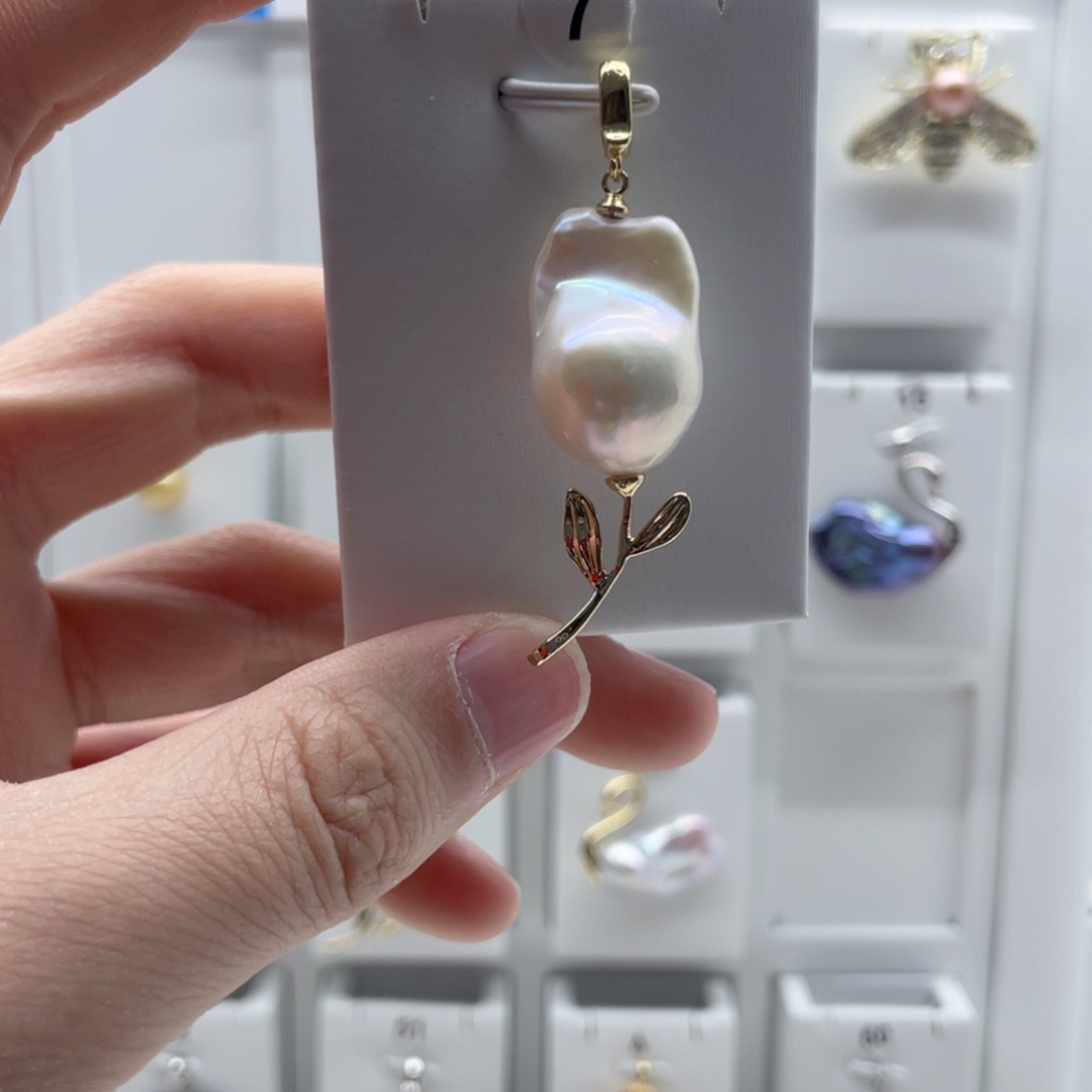 合金淡水珍珠颈饰