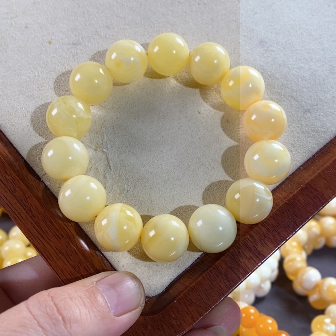 琥珀裸石未镶嵌15mm白花蜡手串