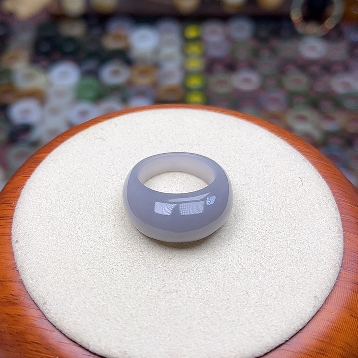 和田玉戒指未镶嵌17.6内径16圈烟紫馒头