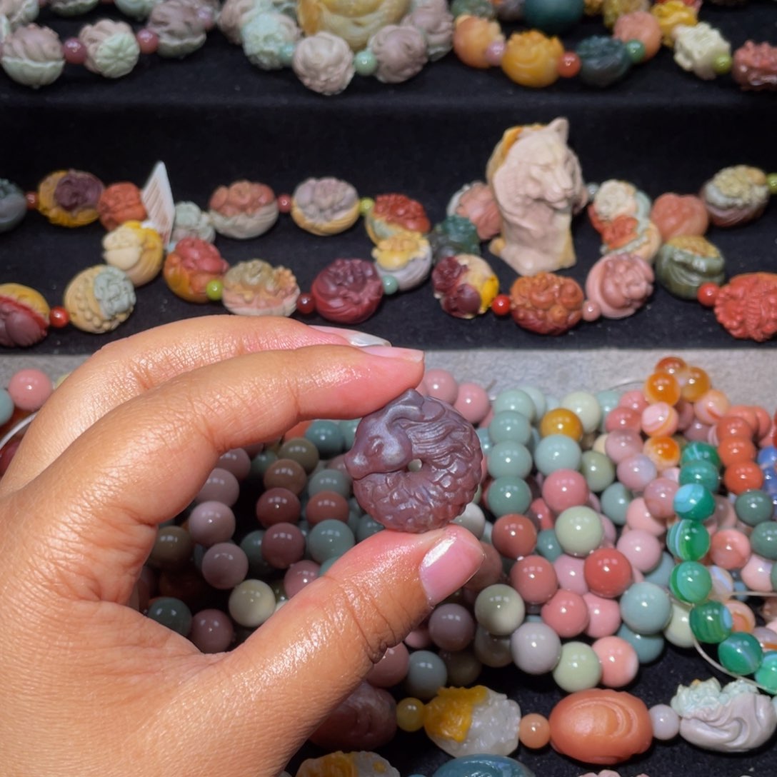 石英质玉未镶嵌手链