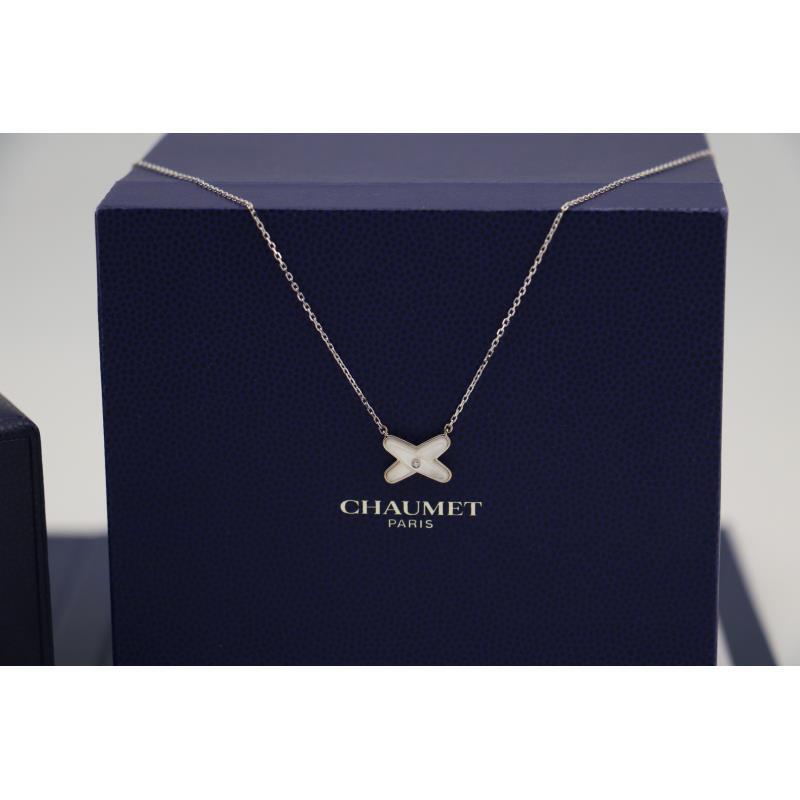 99新 Chaumet/尚美  18k白金白贝母交叉项链