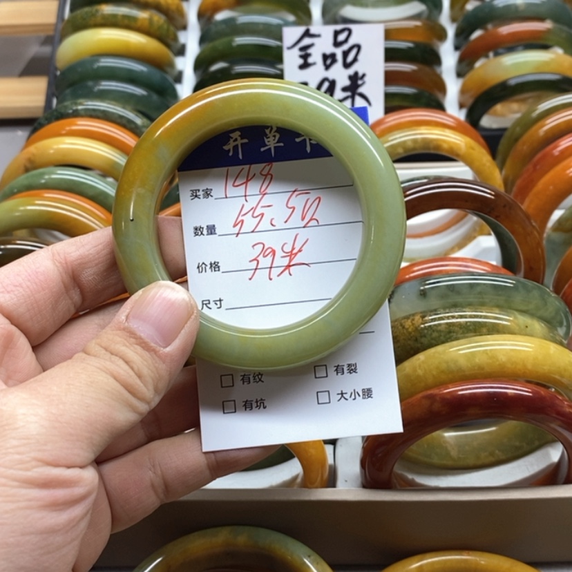 【闪购商品】蛇纹石玉手镯未镶嵌嘟***嘟