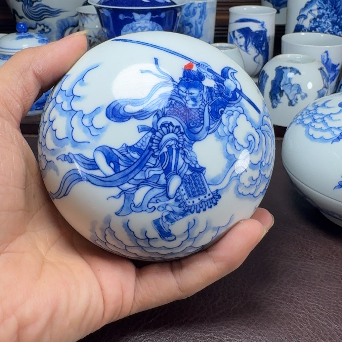 瓷片简*的当代景德镇陶瓷手绘茶具