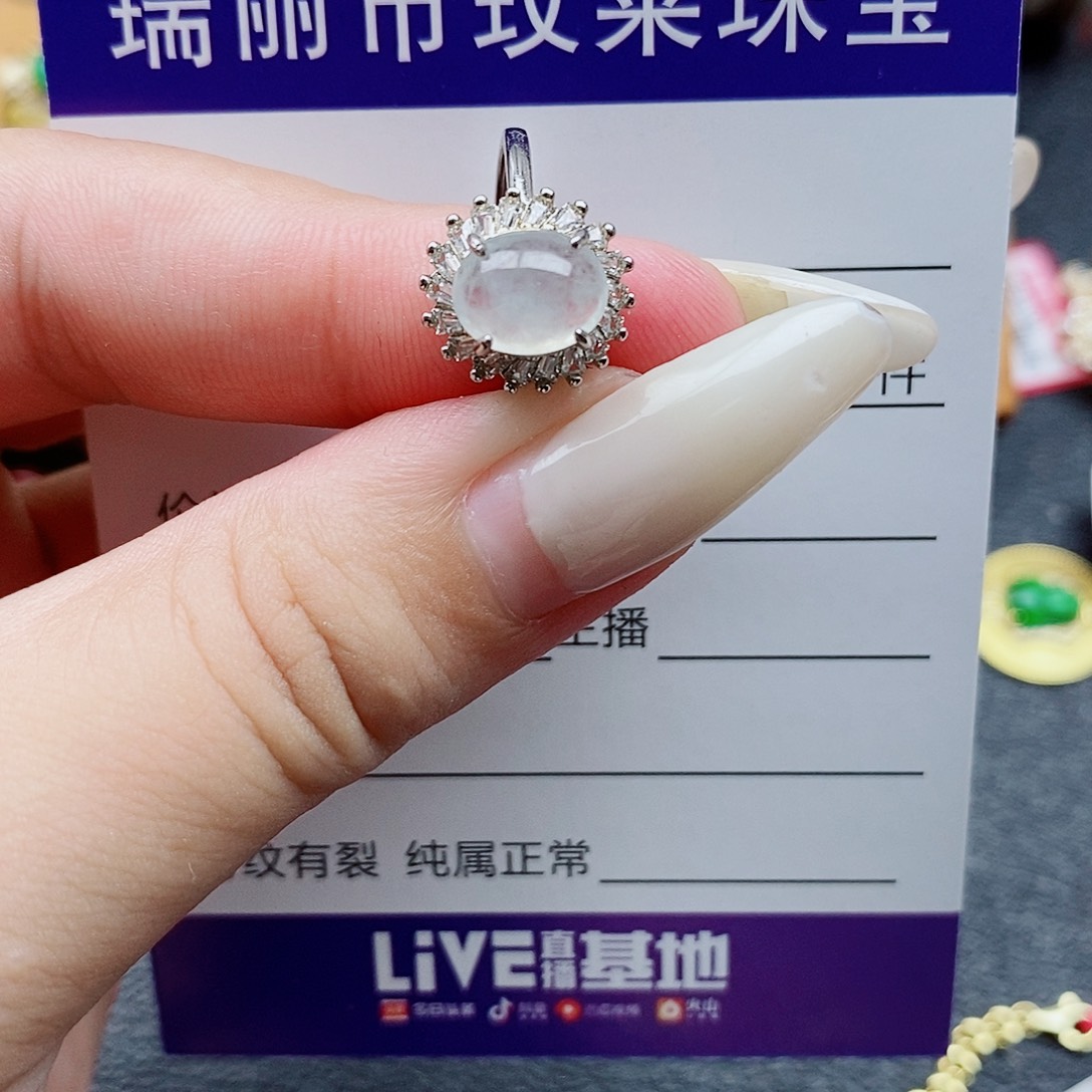 银S925镶嵌翡翠耳饰