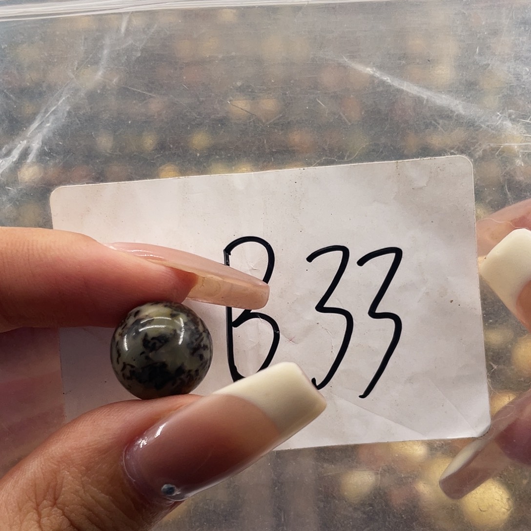 琥珀未镶嵌裸石13福利