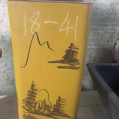 紫砂中国宜兴紫砂花盆，