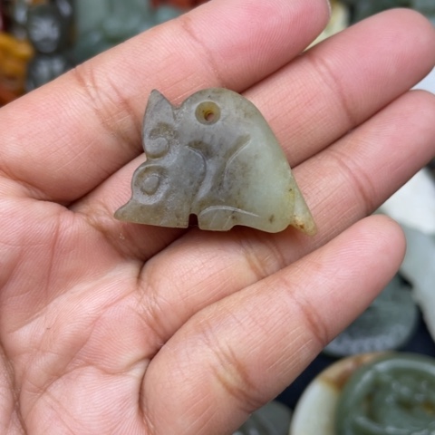 和田玉颈饰未镶嵌70