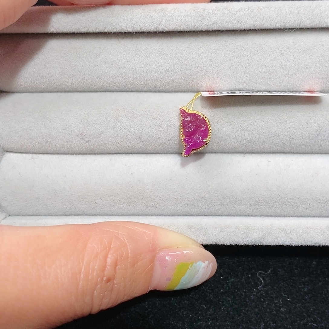 苏纪石（舒俱来）18K金镶嵌吊坠(不含链)