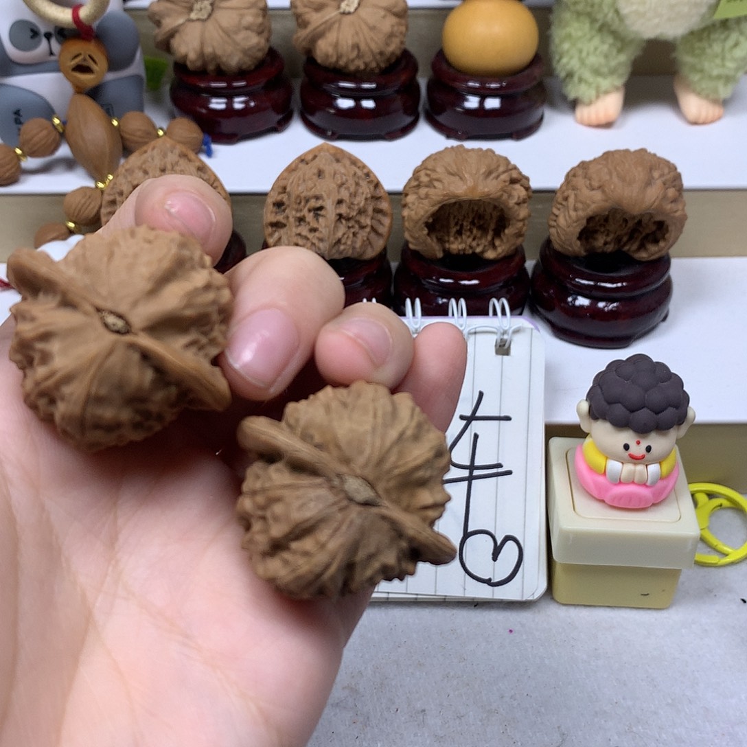 七***洞吊坠桃核全品瓷娃娃