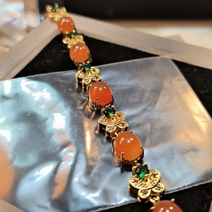 大***漠石英岩玉未镶嵌戒面