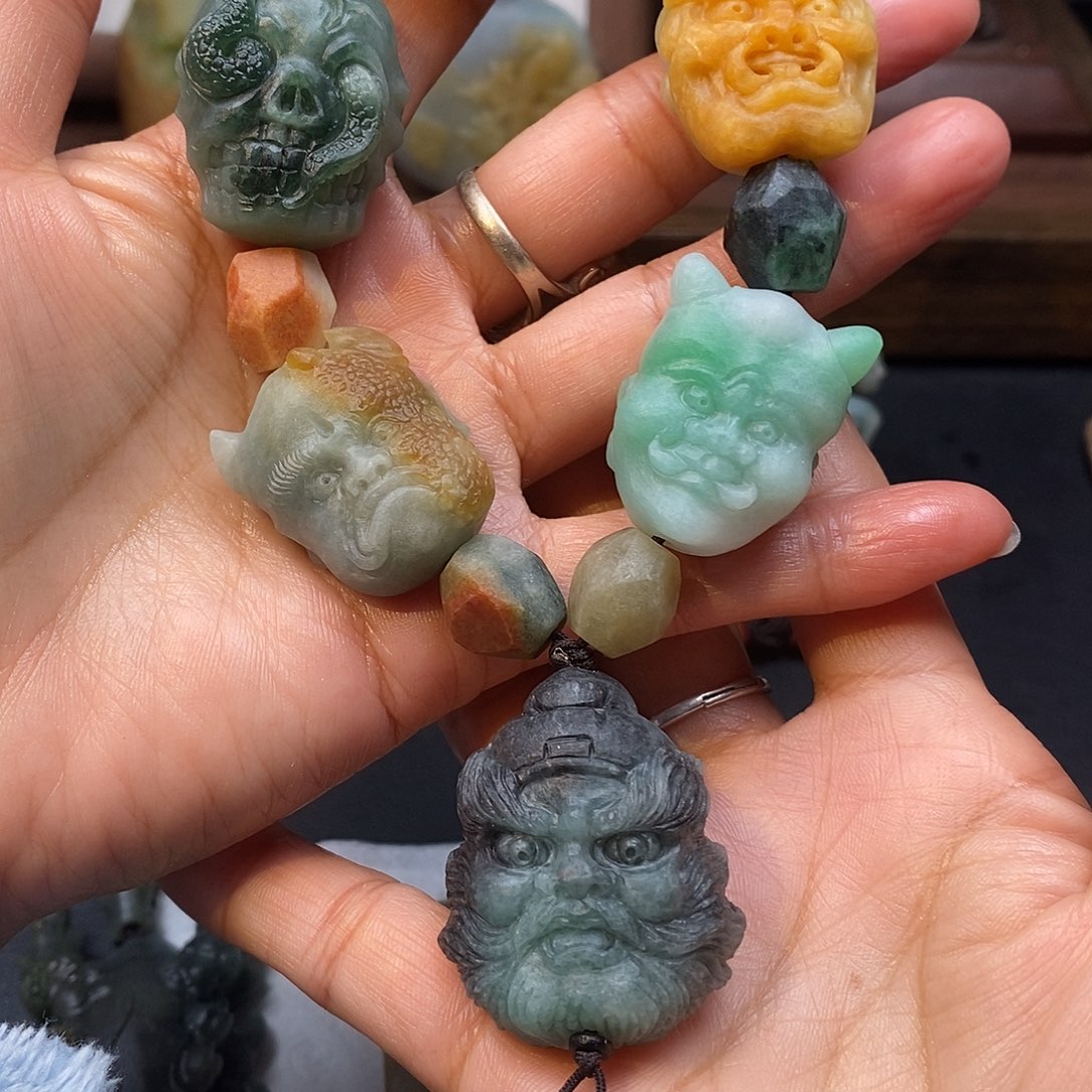 余***人定制翡翠未镶嵌毛货抛光