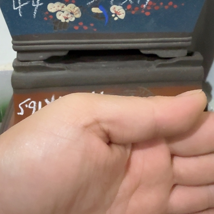 紫砂花盆，手工制作