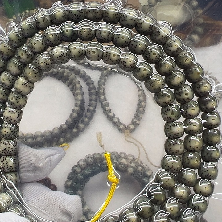 星月菩提手串海南原生态星月菩提8×7老形桶108