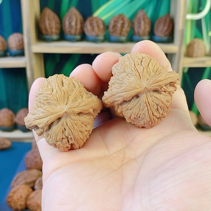 文玩核桃吊坠041南疆石43尺