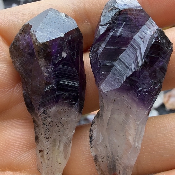 平***生石材巴西紫极光23一对